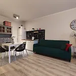 Kghn Wyszynskiego 12 Brama Portowa Lägenhet