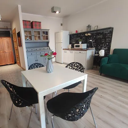 Kghn Wyszynskiego 12 Brama Portowa 아파트