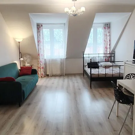 Kghn Wyszynskiego 12 Brama Portowa