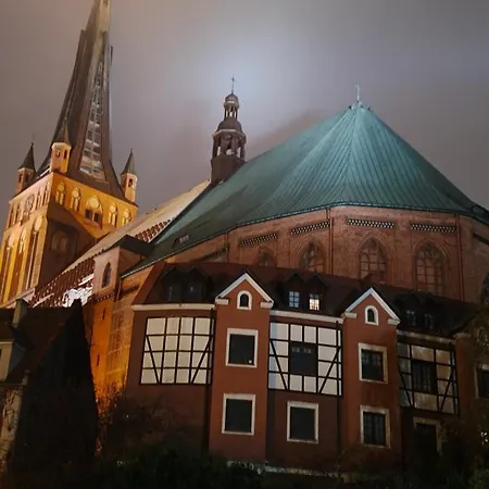 Kghn Wyszynskiego 12 Brama Portowa Apartment