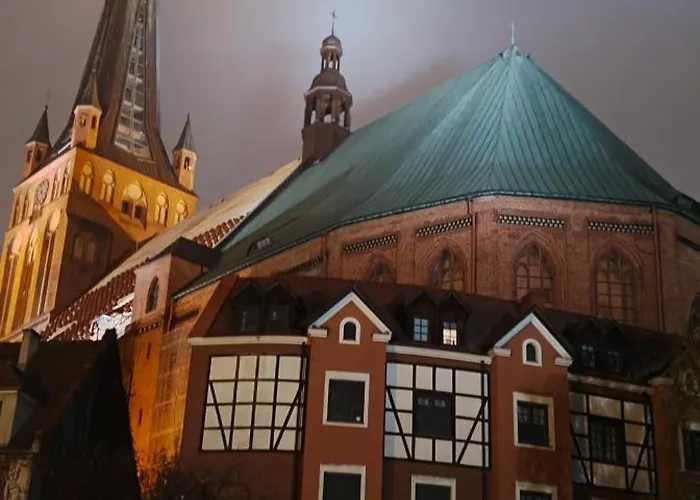 Kghn Wyszynskiego 12 Brama Portowa 아파트